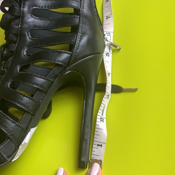 Steve Maden black shoes. - Picture 4 of 6